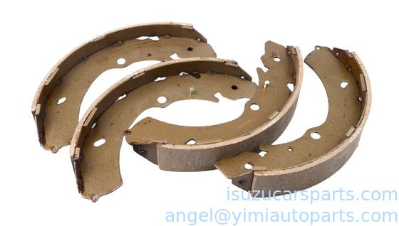 4JA1 ISUZU D MAX Scarpe da freno 4X4 Scarpe BRK RR 8973519210 Nuova condizione