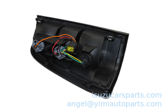 ISUZU TFR17 LAMPATA DELLA COSA ASM R 8971144490