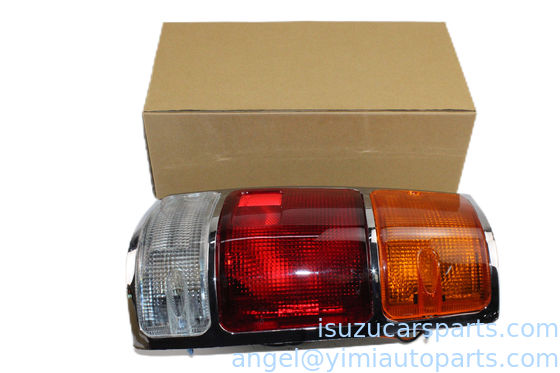 ISUZU UCR TFR2000 LAMPADA ASM RR COMBINA SX 3716100D 8970687410 8971210800